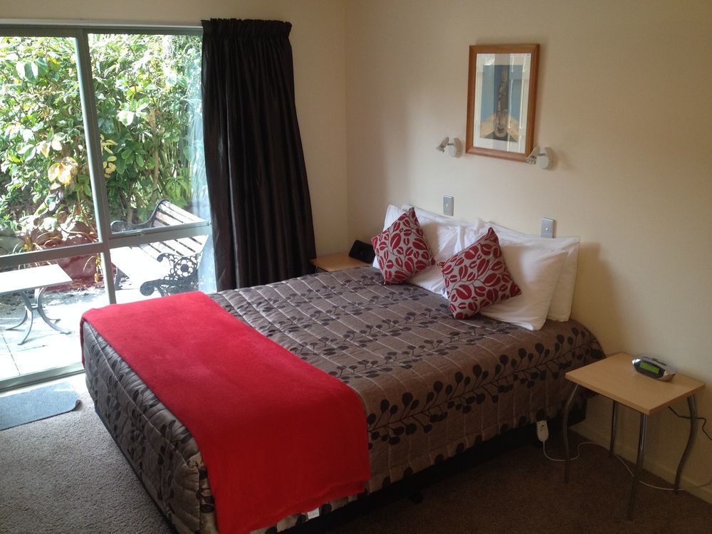 La Rochelle Motel Akaroa Εξωτερικό φωτογραφία