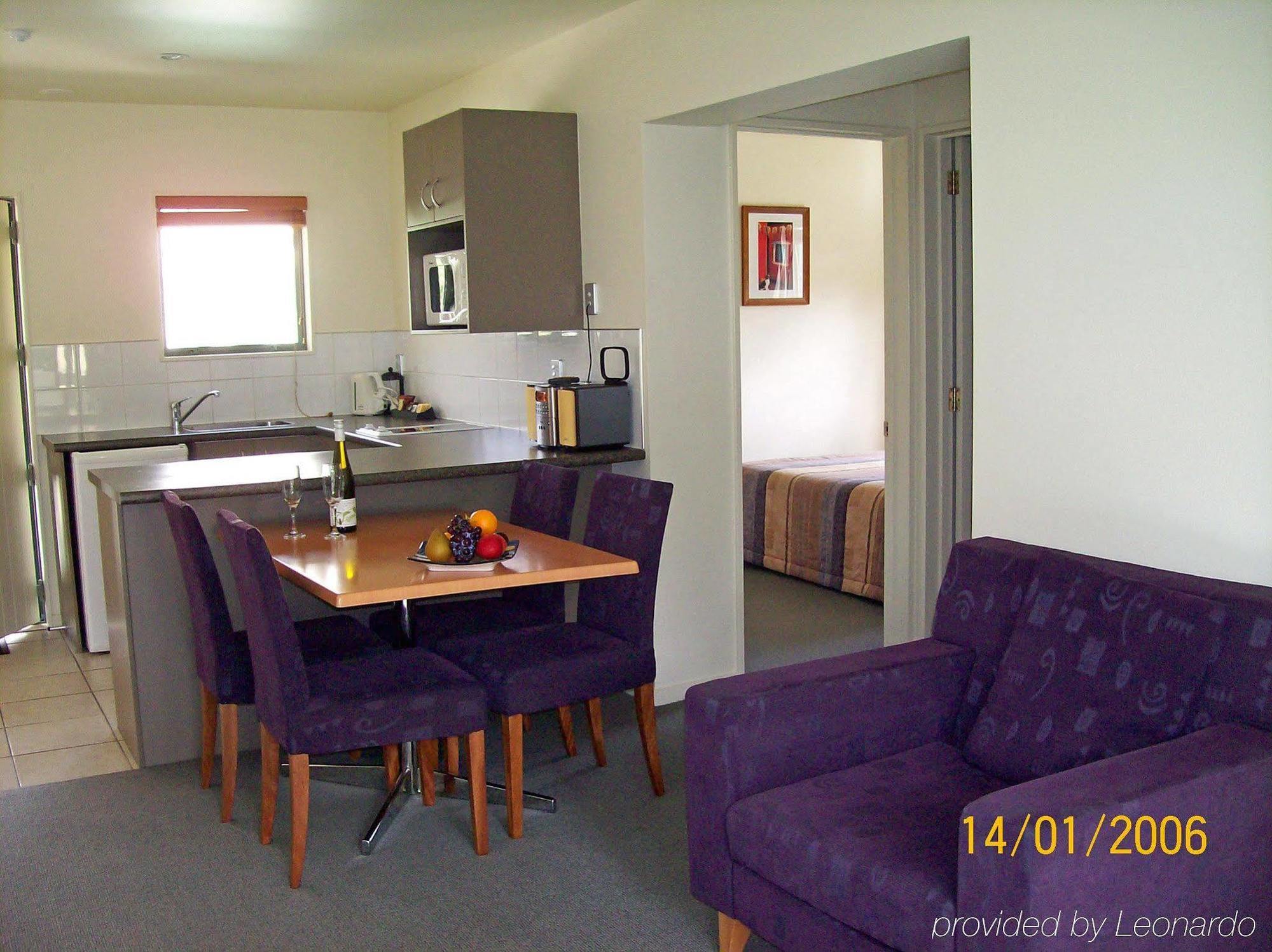 La Rochelle Motel Akaroa Δωμάτιο φωτογραφία